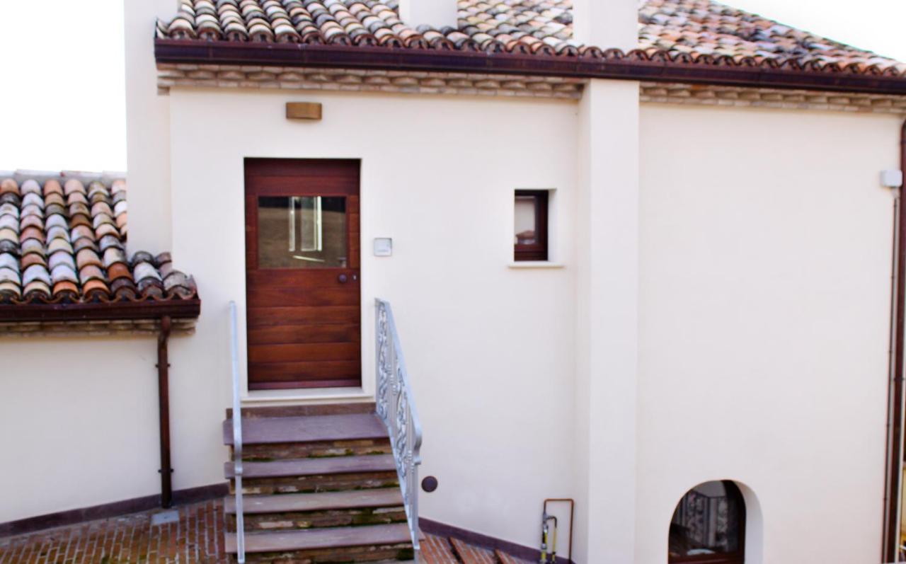 Agriturismo Pozzuolo Serrungarina Exterior foto